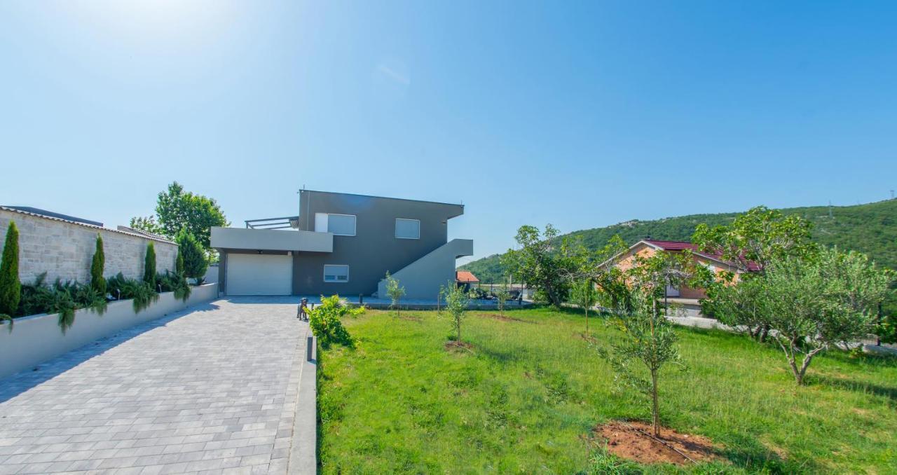 Villa Carpe Diem - With Private Pool Mostar Exterior foto